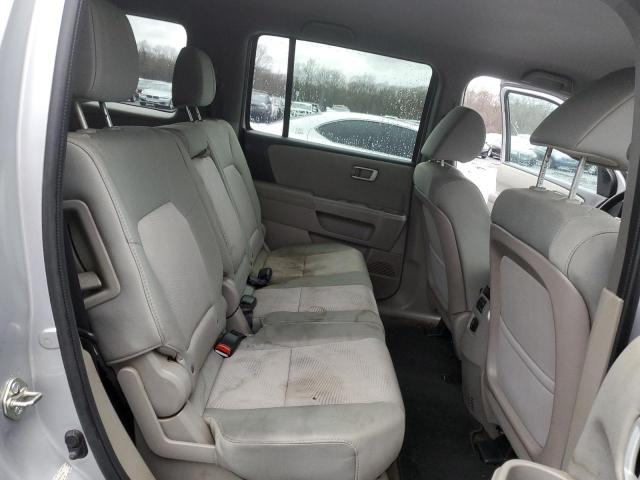 Photo 10 VIN: 5FNYF4H2XFB029384 - HONDA PILOT 