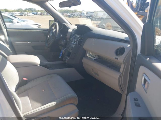 Photo 4 VIN: 5FNYF4H30FB048776 - HONDA PILOT 