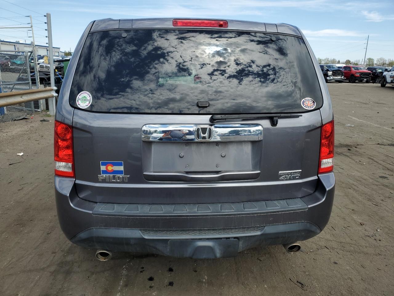 Photo 5 VIN: 5FNYF4H31FB012191 - HONDA PILOT 