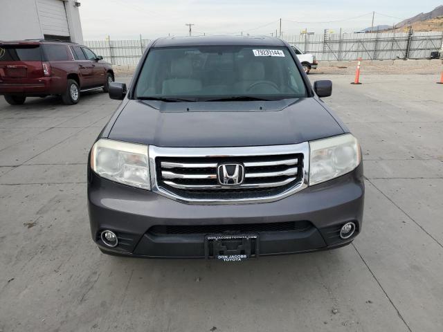 Photo 4 VIN: 5FNYF4H31FB054313 - HONDA PILOT SE 