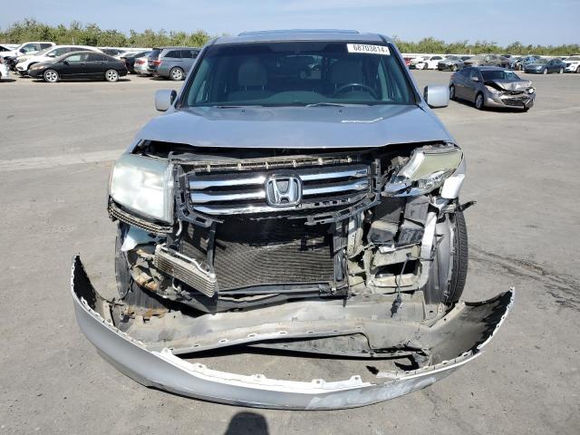 Photo 4 VIN: 5FNYF4H32FB034295 - HONDA PILOT SE 