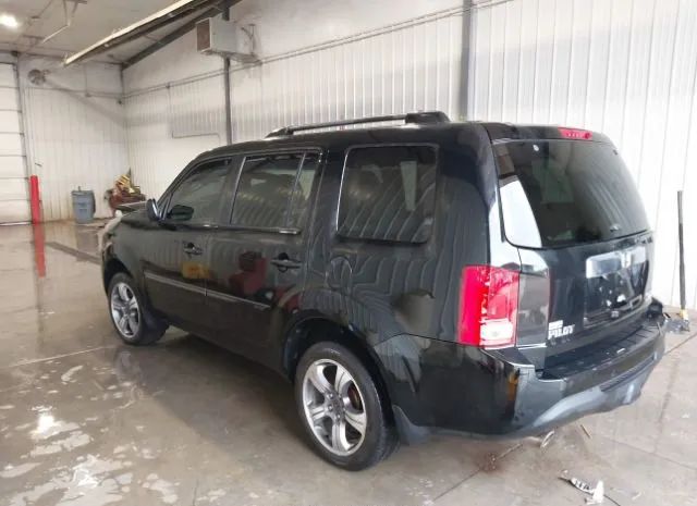 Photo 2 VIN: 5FNYF4H33FB028800 - HONDA PILOT 