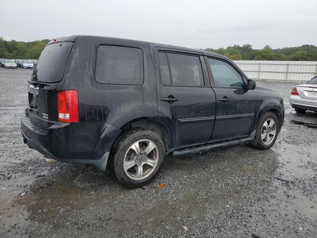 Photo 2 VIN: 5FNYF4H34FB021497 - HONDA PILOT SE 