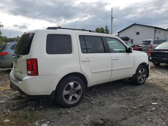 Photo 2 VIN: 5FNYF4H34FB048800 - HONDA PILOT SE 