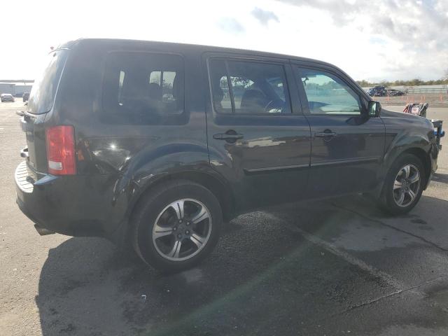 Photo 2 VIN: 5FNYF4H34FB075138 - HONDA PILOT SE 