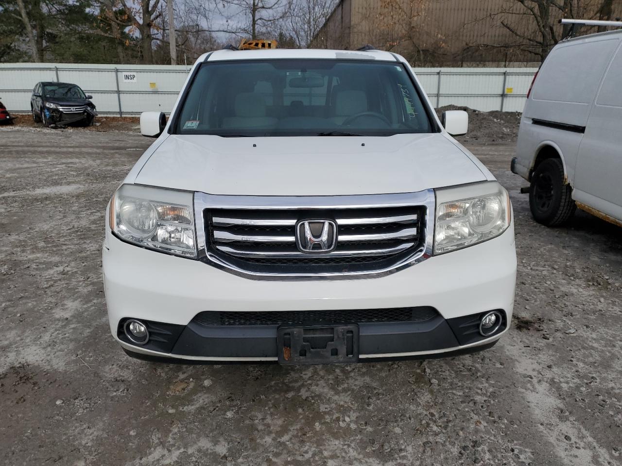 Photo 4 VIN: 5FNYF4H37FB006783 - HONDA PILOT 