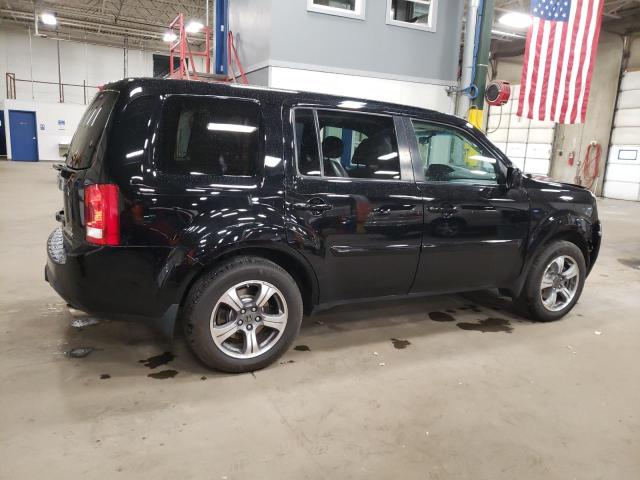 Photo 2 VIN: 5FNYF4H37FB063419 - HONDA PILOT SE 