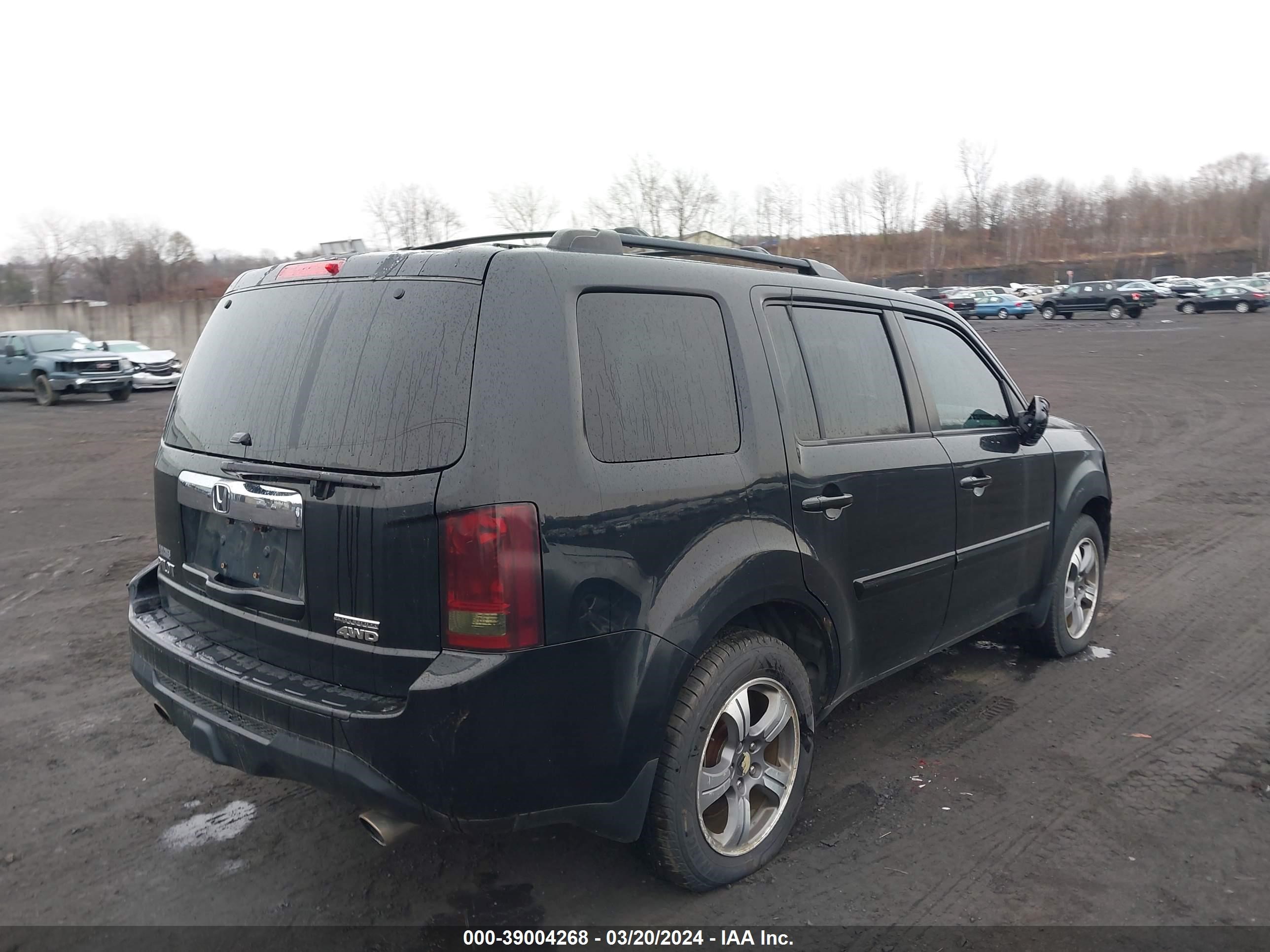 Photo 3 VIN: 5FNYF4H39FB043432 - HONDA PILOT 