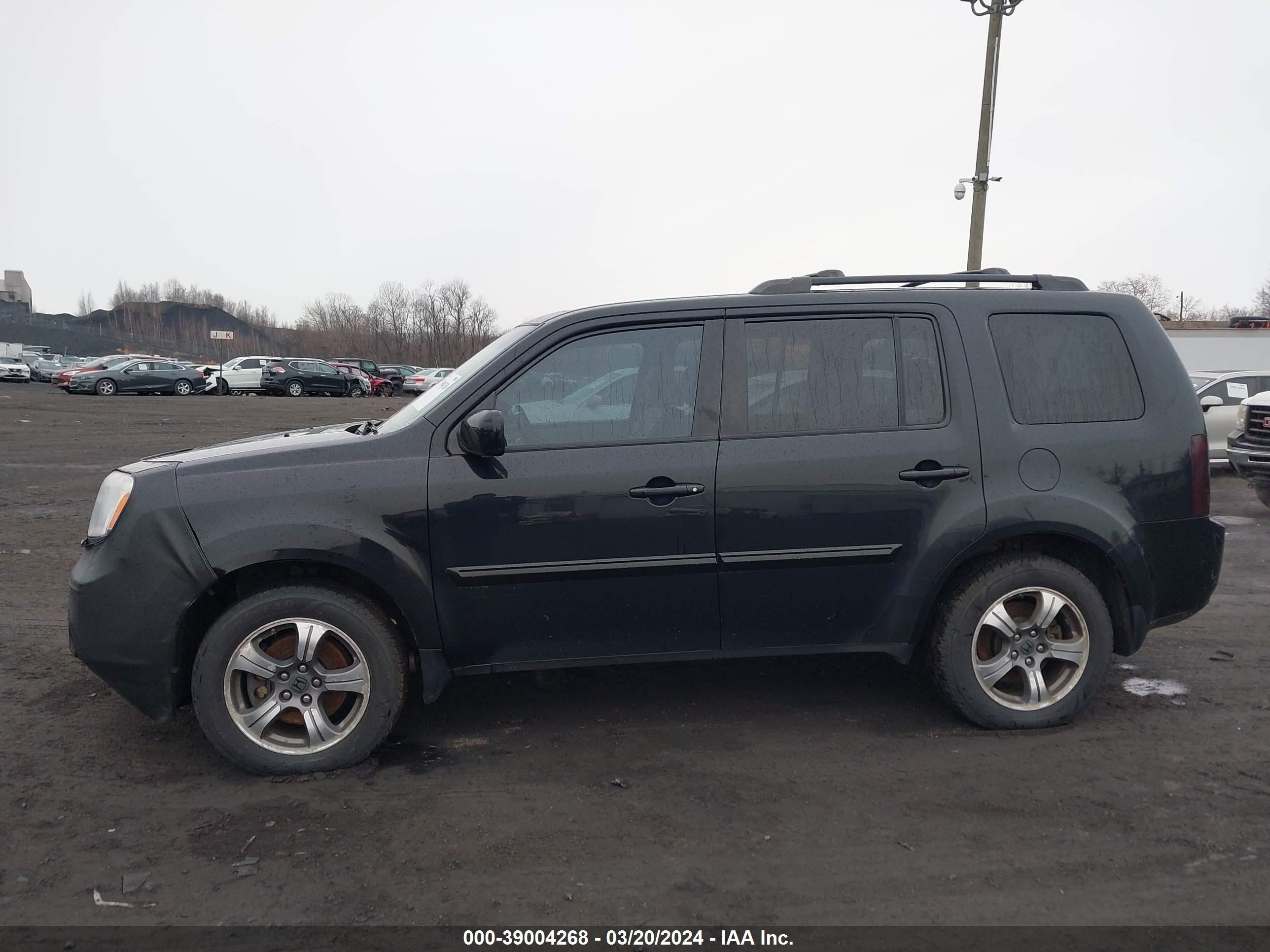 Photo 5 VIN: 5FNYF4H39FB043432 - HONDA PILOT 