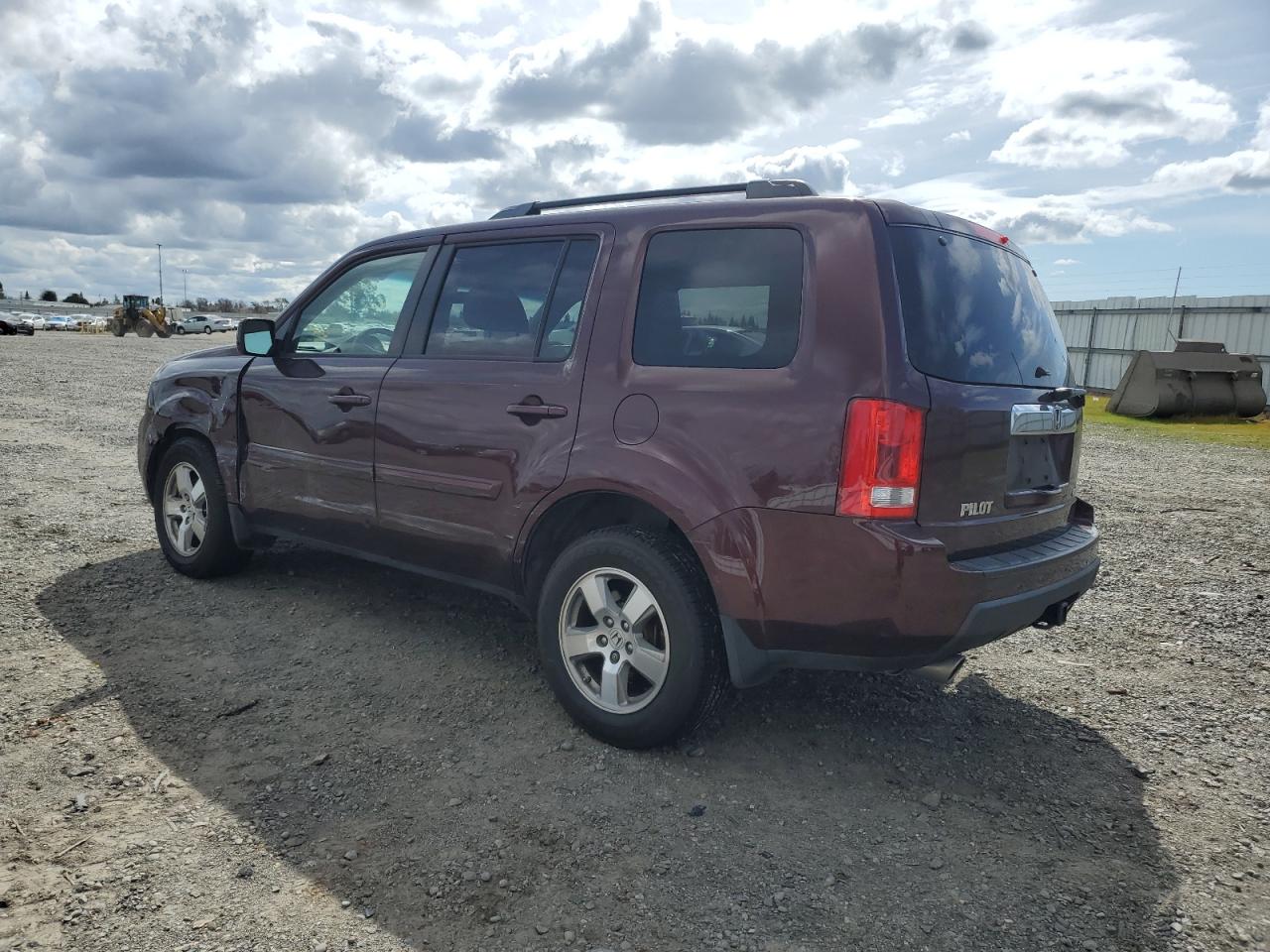 Photo 1 VIN: 5FNYF4H40AB006609 - HONDA PILOT 