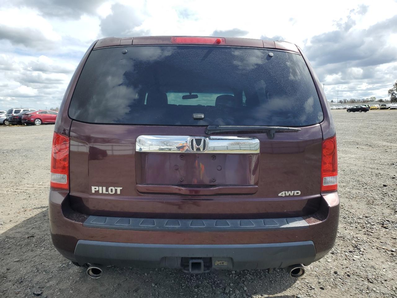 Photo 5 VIN: 5FNYF4H40AB006609 - HONDA PILOT 