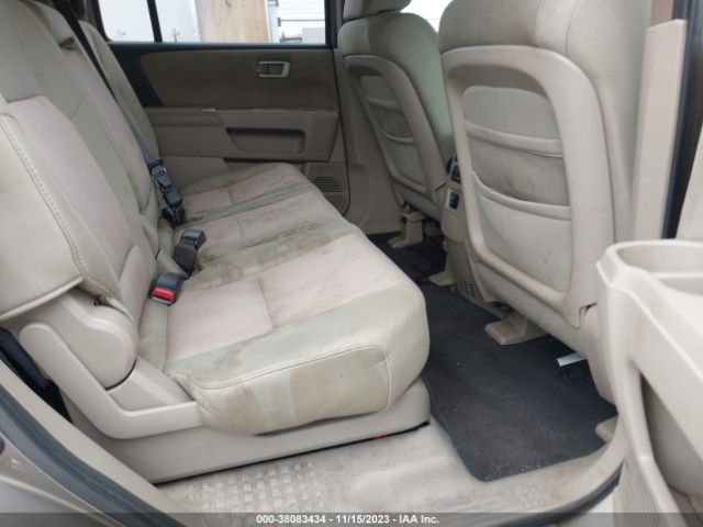 Photo 7 VIN: 5FNYF4H40AB012927 - HONDA PILOT 