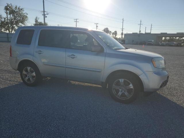 Photo 3 VIN: 5FNYF4H40DB083629 - HONDA PILOT EX 