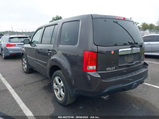 Photo 2 VIN: 5FNYF4H40FB074416 - HONDA PILOT 