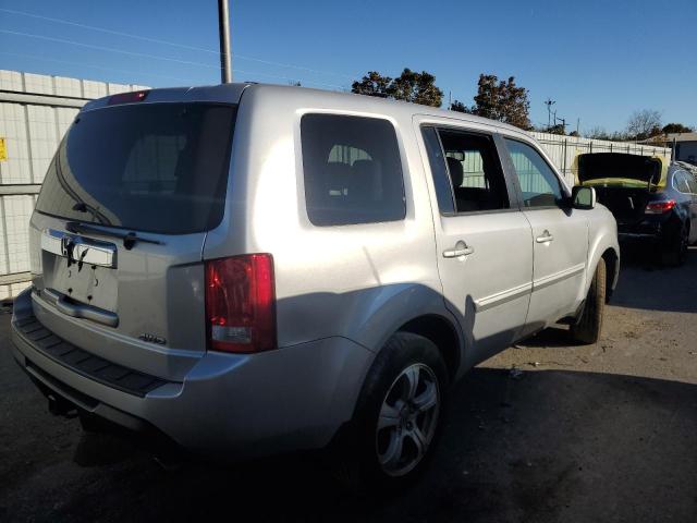 Photo 2 VIN: 5FNYF4H42CB076843 - HONDA PILOT EX 