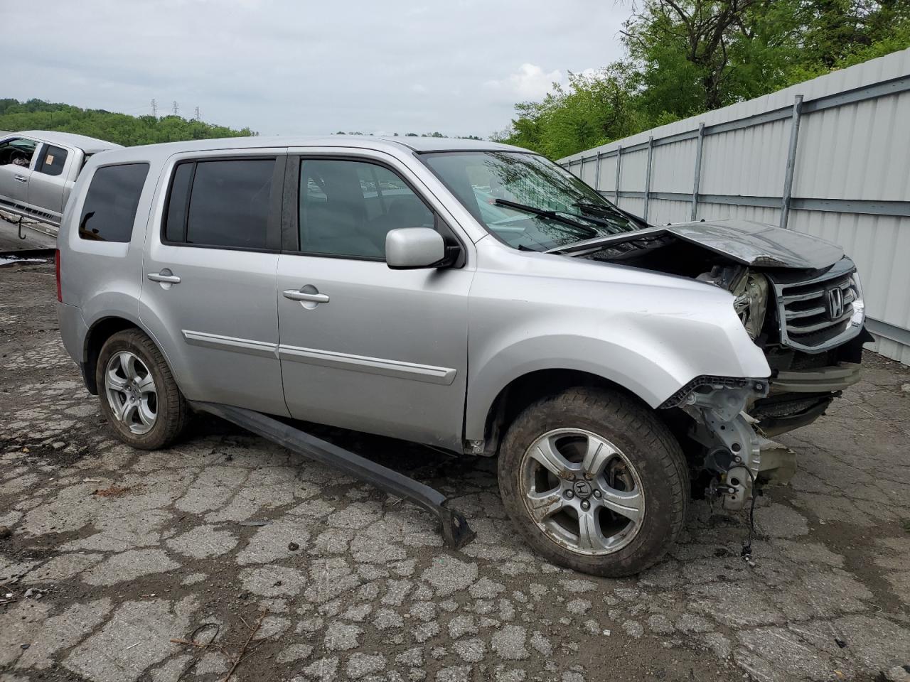 Photo 3 VIN: 5FNYF4H42DB059588 - HONDA PILOT 