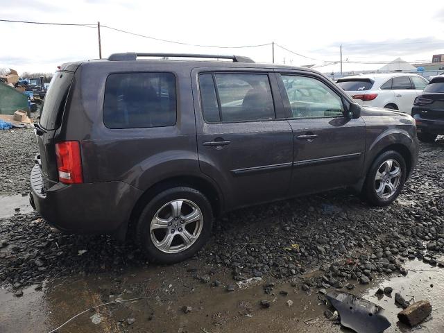 Photo 2 VIN: 5FNYF4H43CB038165 - HONDA PILOT 