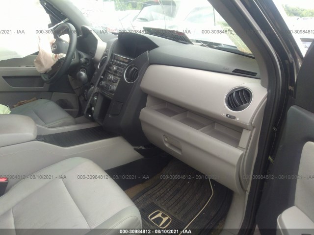 Photo 4 VIN: 5FNYF4H43FB051535 - HONDA PILOT 