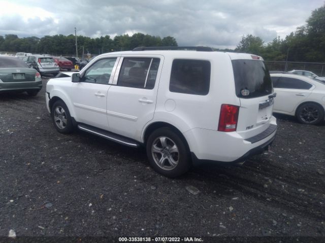 Photo 2 VIN: 5FNYF4H43FB064057 - HONDA PILOT 