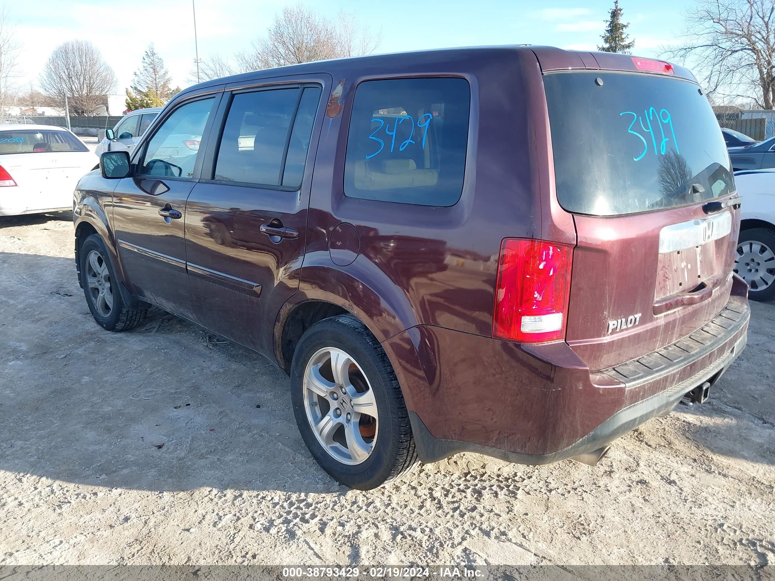 Photo 2 VIN: 5FNYF4H44EB021930 - HONDA PILOT 