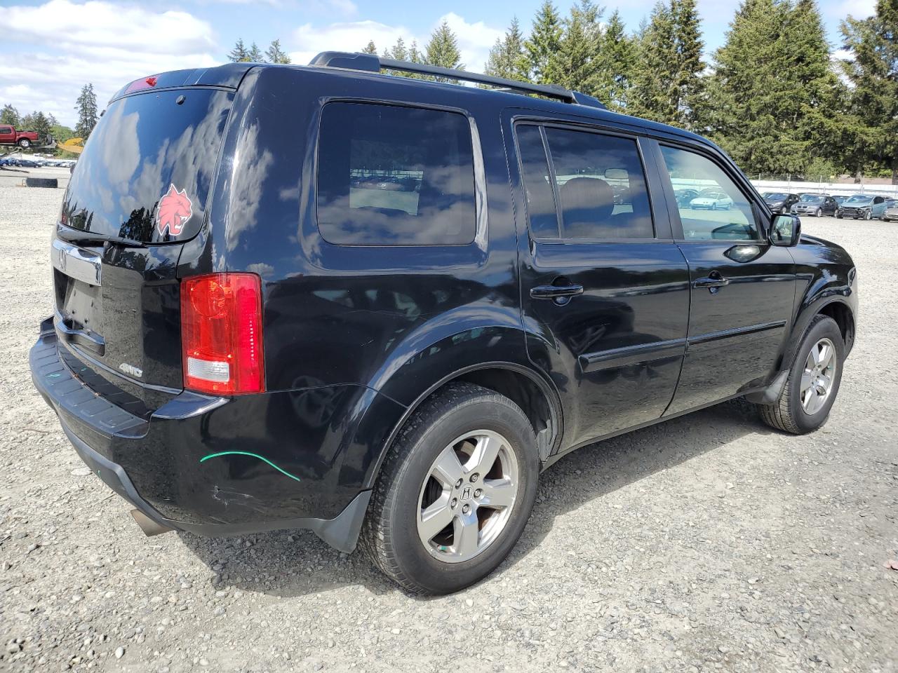 Photo 2 VIN: 5FNYF4H45AB009649 - HONDA PILOT 