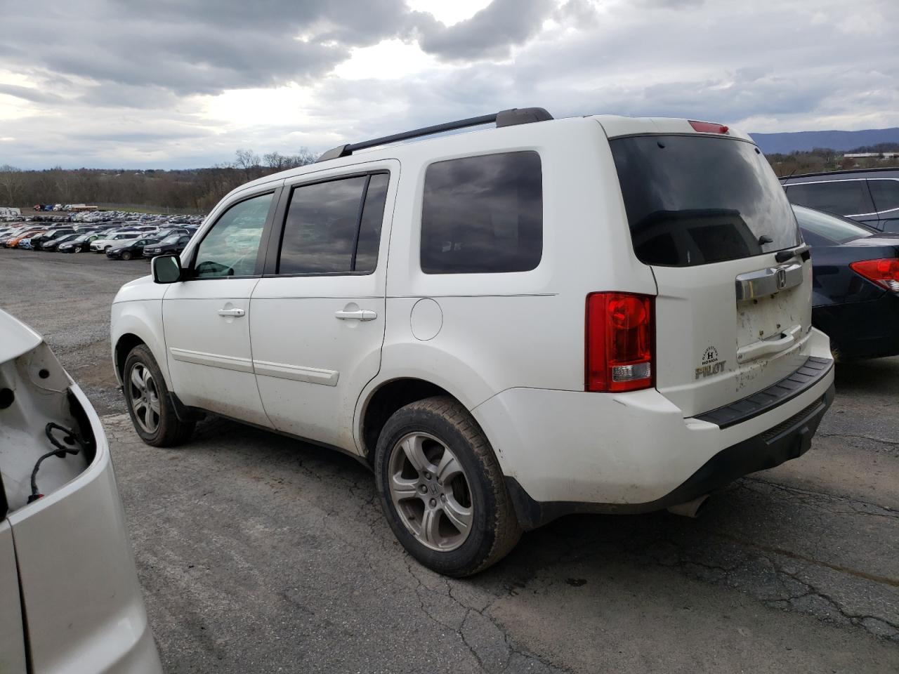 Photo 1 VIN: 5FNYF4H45EB011357 - HONDA PILOT 