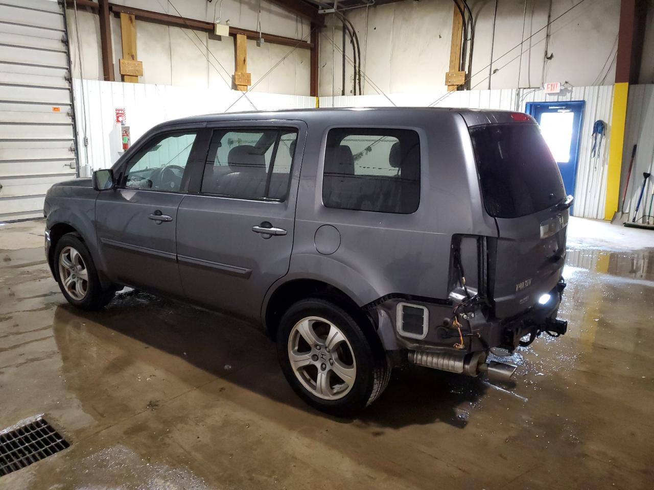 Photo 1 VIN: 5FNYF4H45FB002675 - HONDA PILOT 