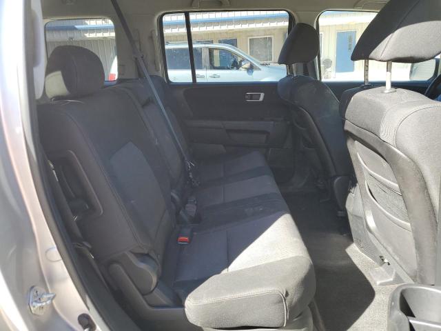 Photo 10 VIN: 5FNYF4H46BB013288 - HONDA PILOT 