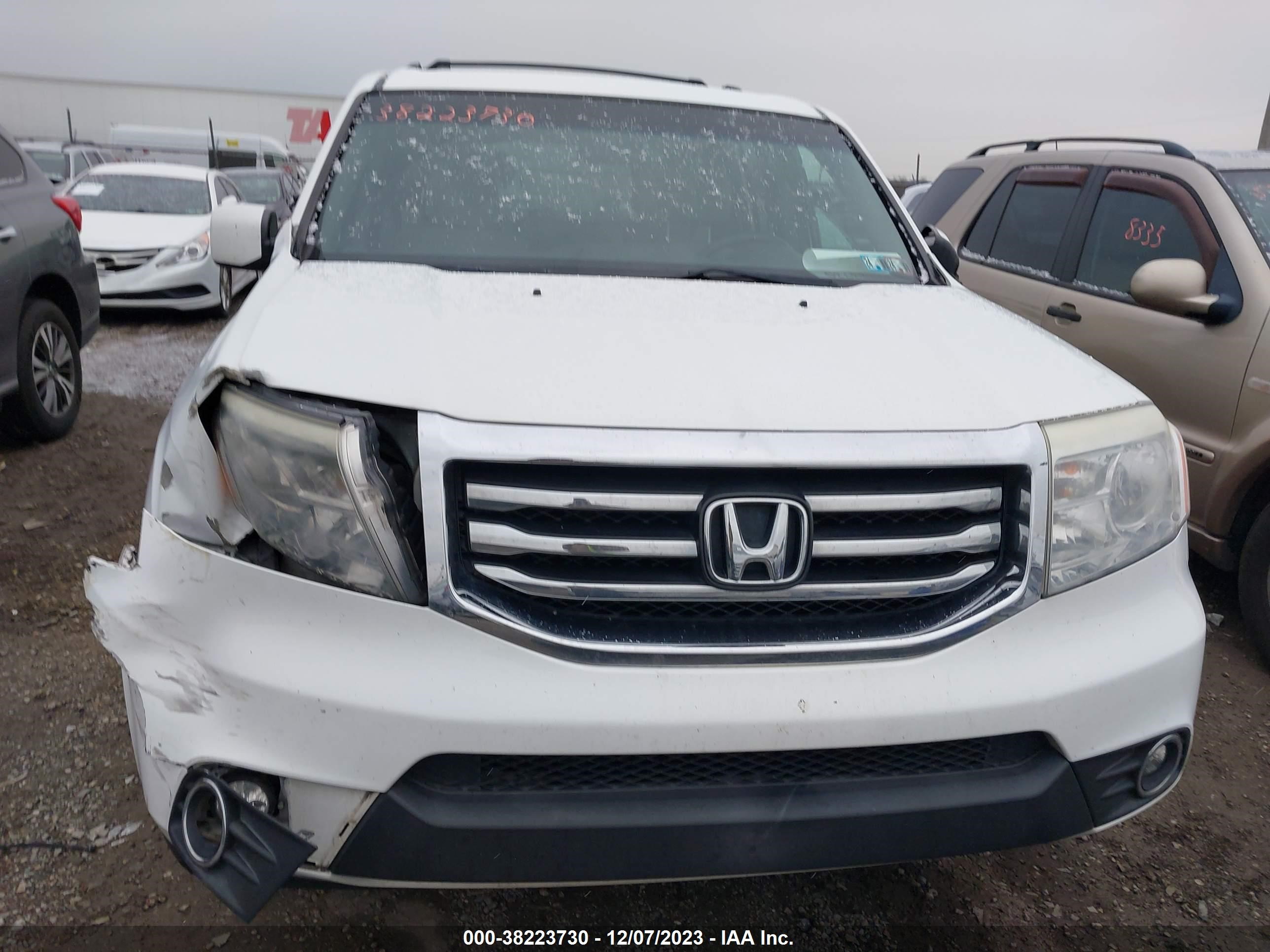 Photo 11 VIN: 5FNYF4H46CB003264 - HONDA PILOT 