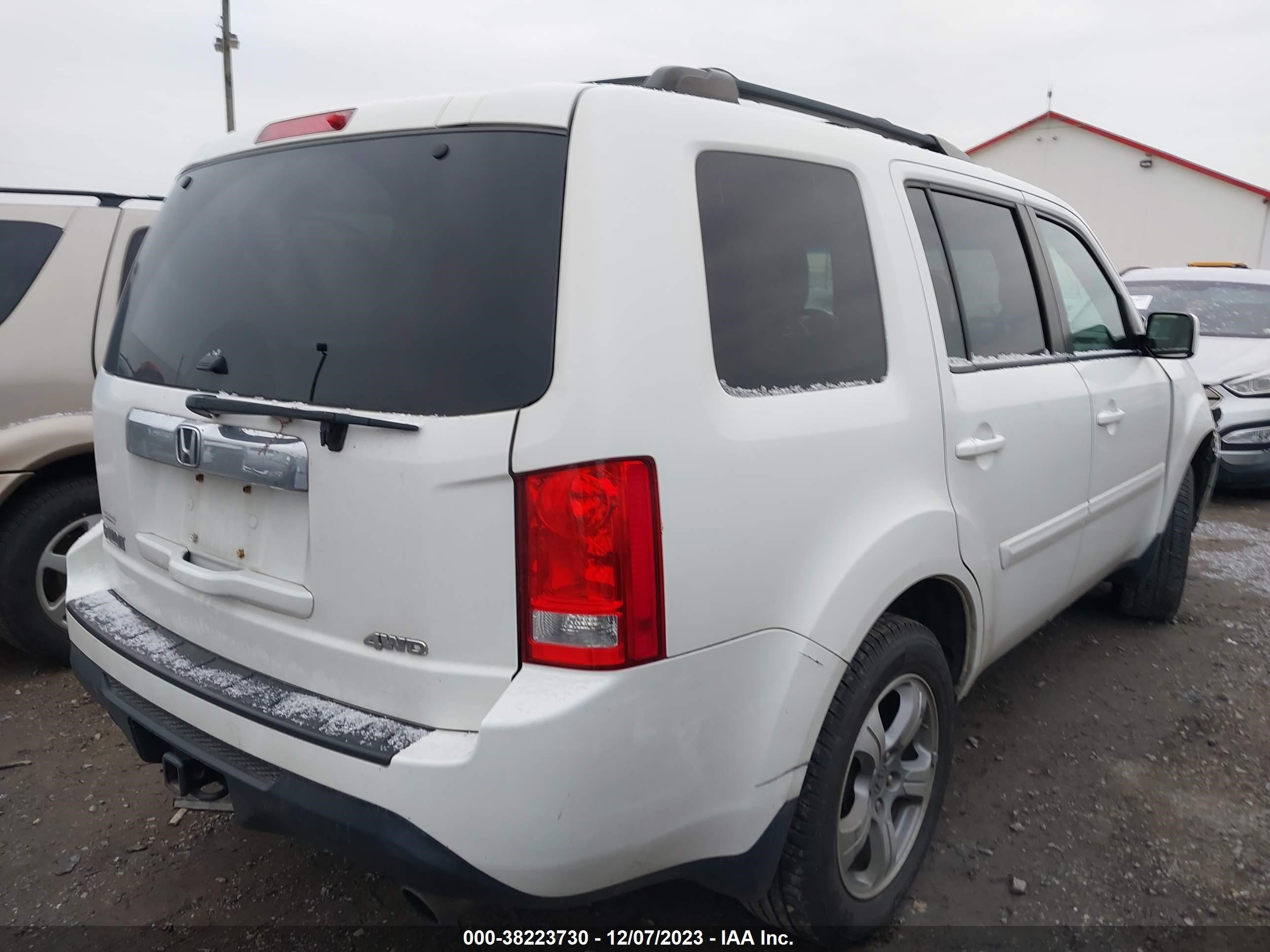 Photo 3 VIN: 5FNYF4H46CB003264 - HONDA PILOT 