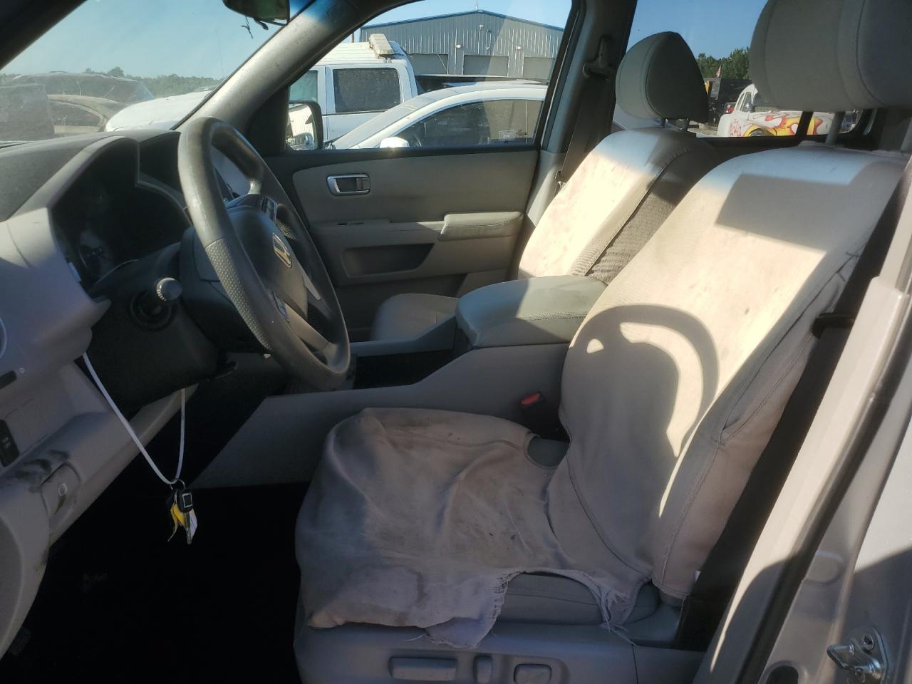 Photo 19 VIN: 5FNYF4H47AB012696 - HONDA PILOT EX 