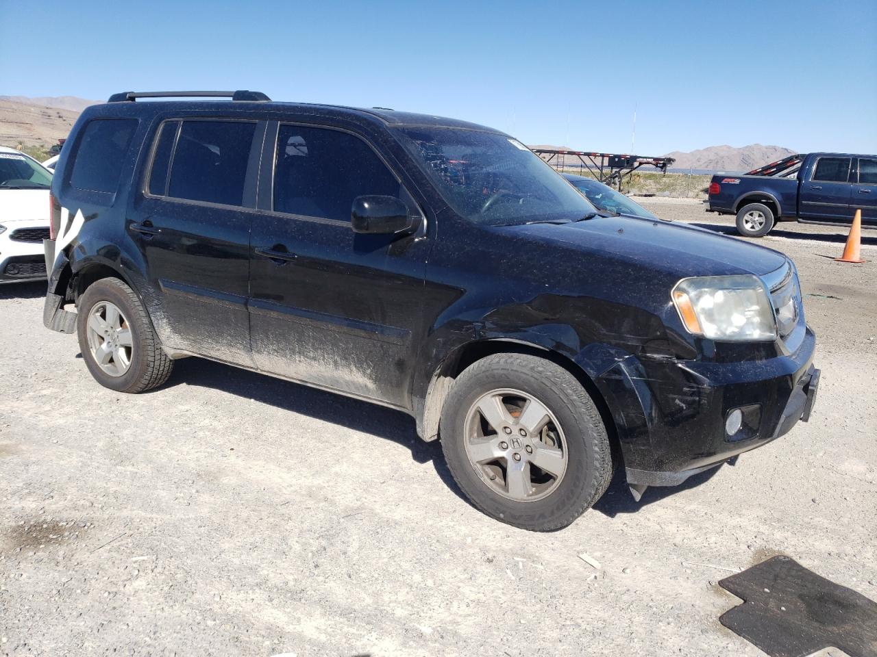 Photo 3 VIN: 5FNYF4H47BB015924 - HONDA PILOT 