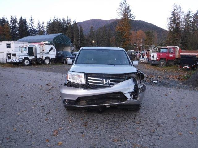 Photo 4 VIN: 5FNYF4H48DB057067 - HONDA PILOT 