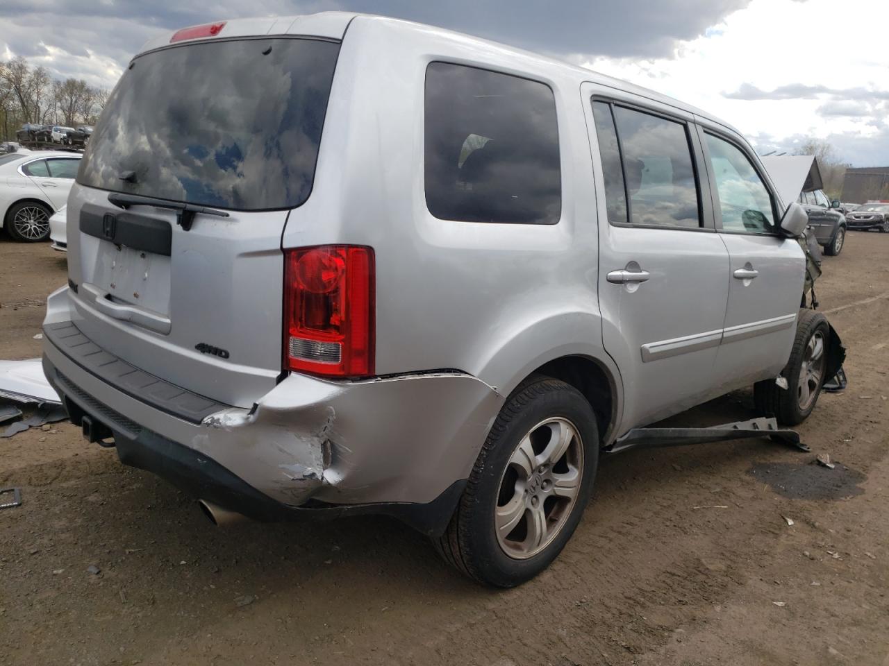 Photo 2 VIN: 5FNYF4H48EB057653 - HONDA PILOT 