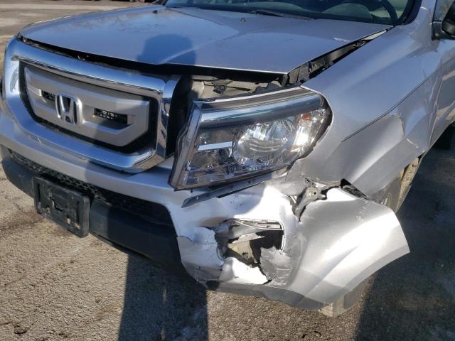 Photo 8 VIN: 5FNYF4H49AB017138 - HONDA PILOT EX 