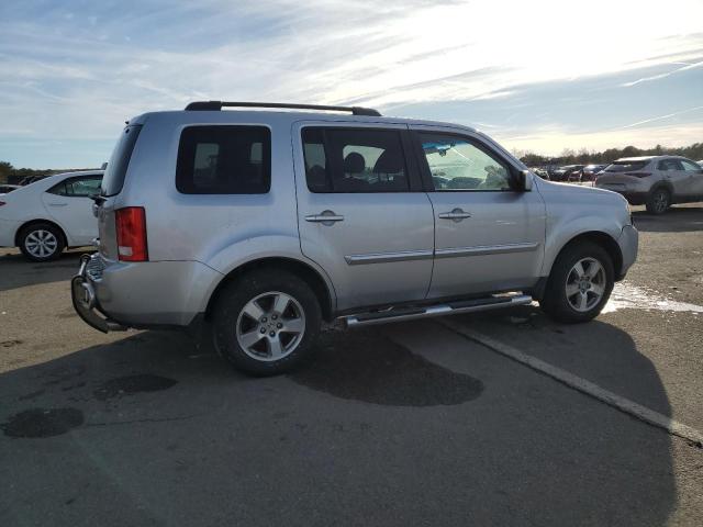 Photo 2 VIN: 5FNYF4H49AB034327 - HONDA PILOT 