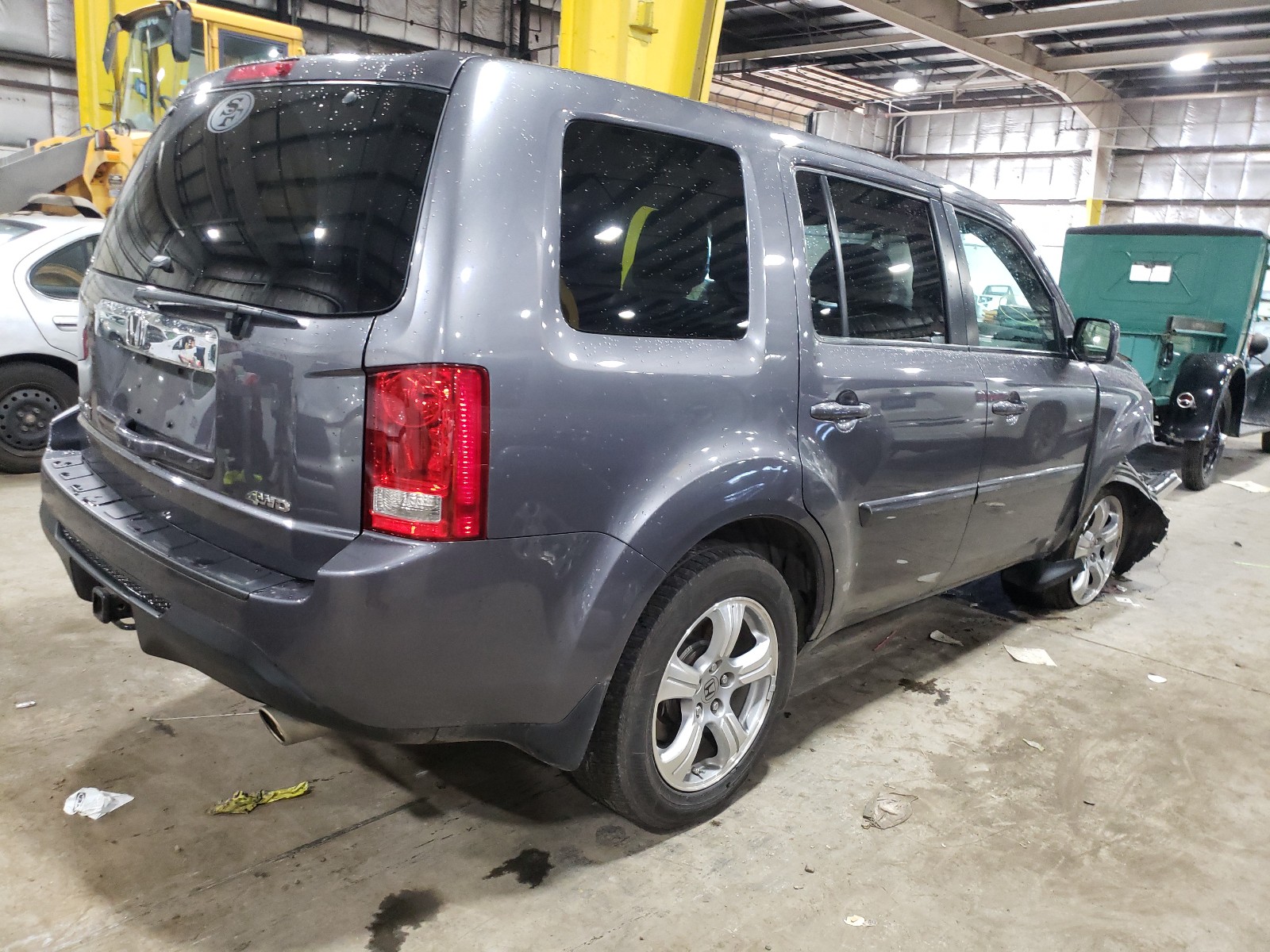 Photo 3 VIN: 5FNYF4H49FB009807 - HONDA PILOT EX 