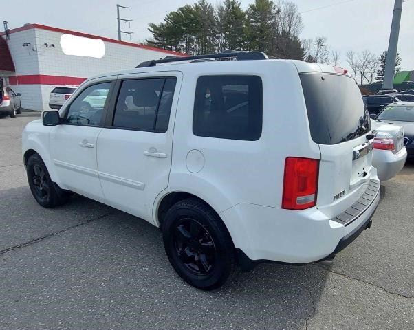 Photo 2 VIN: 5FNYF4H4XBB048156 - HONDA PILOT EX 