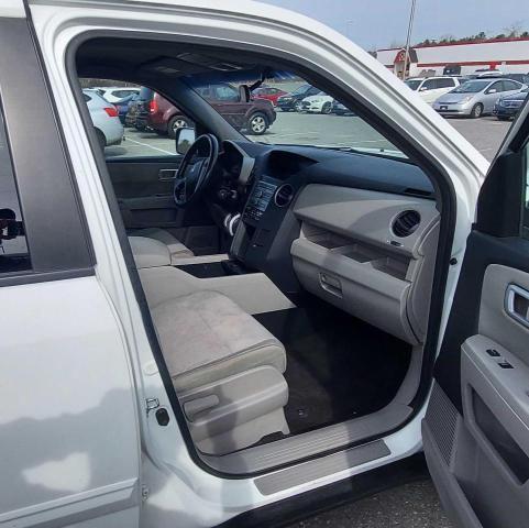 Photo 4 VIN: 5FNYF4H4XBB048156 - HONDA PILOT EX 