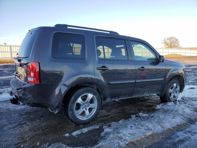 Photo 2 VIN: 5FNYF4H4XFB050611 - HONDA PILOT EX 