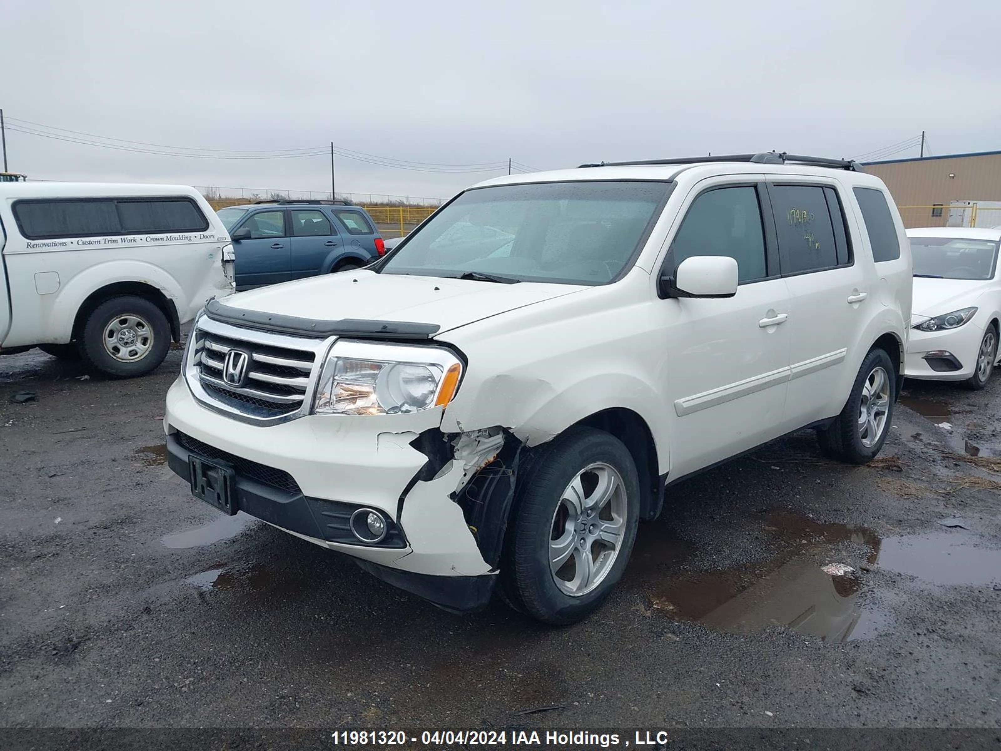 Photo 1 VIN: 5FNYF4H50EB505196 - HONDA PILOT 