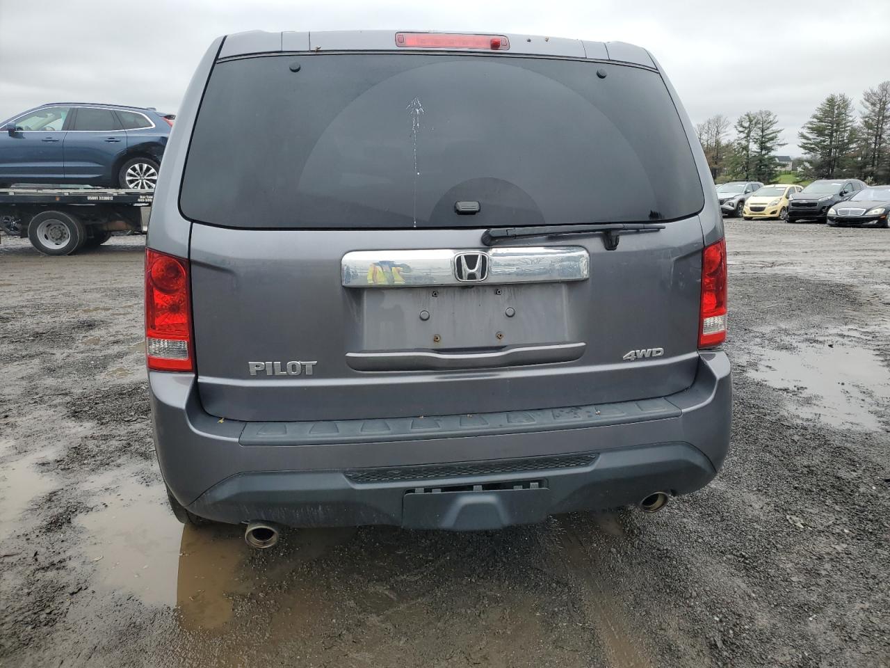 Photo 5 VIN: 5FNYF4H50FB007355 - HONDA PILOT 