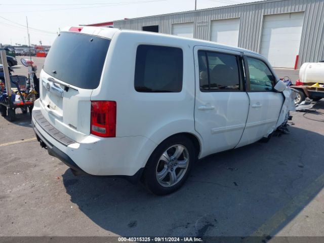 Photo 3 VIN: 5FNYF4H50FB020638 - HONDA PILOT 