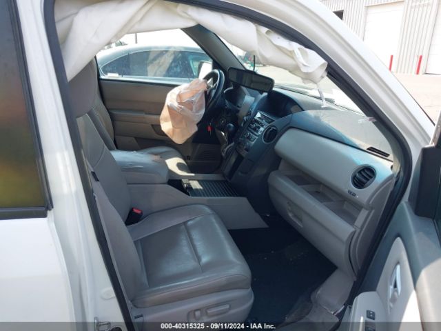 Photo 4 VIN: 5FNYF4H50FB020638 - HONDA PILOT 