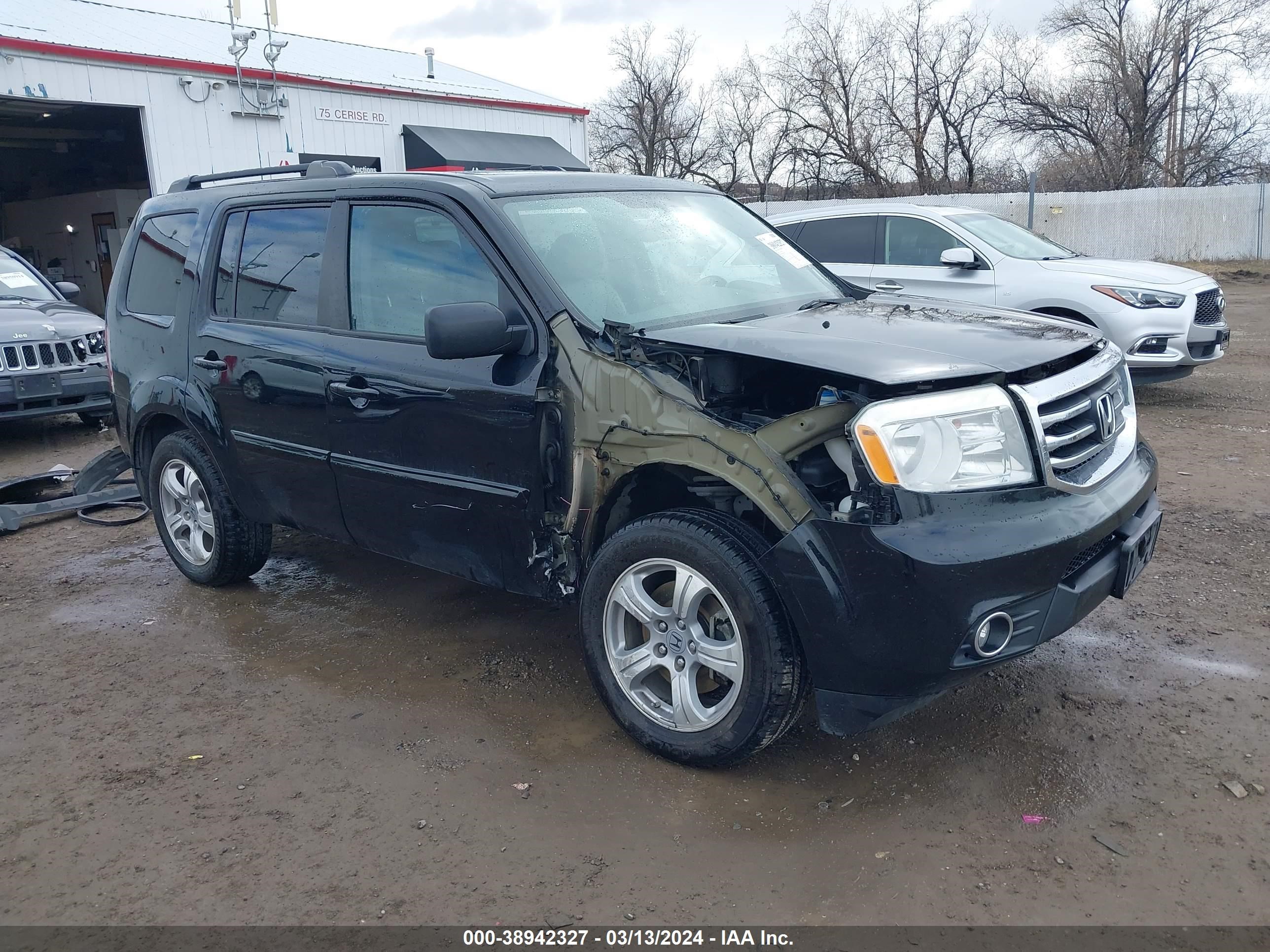 Photo 0 VIN: 5FNYF4H50FB024995 - HONDA PILOT 