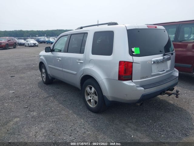 Photo 2 VIN: 5FNYF4H51AB010743 - HONDA PILOT 