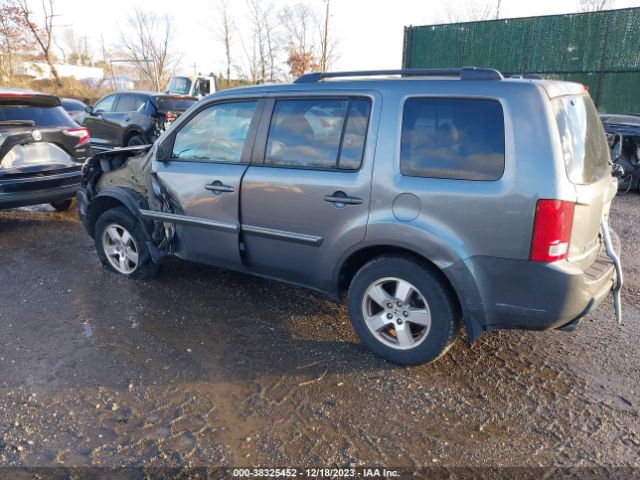 Photo 2 VIN: 5FNYF4H51BB078641 - HONDA PILOT 