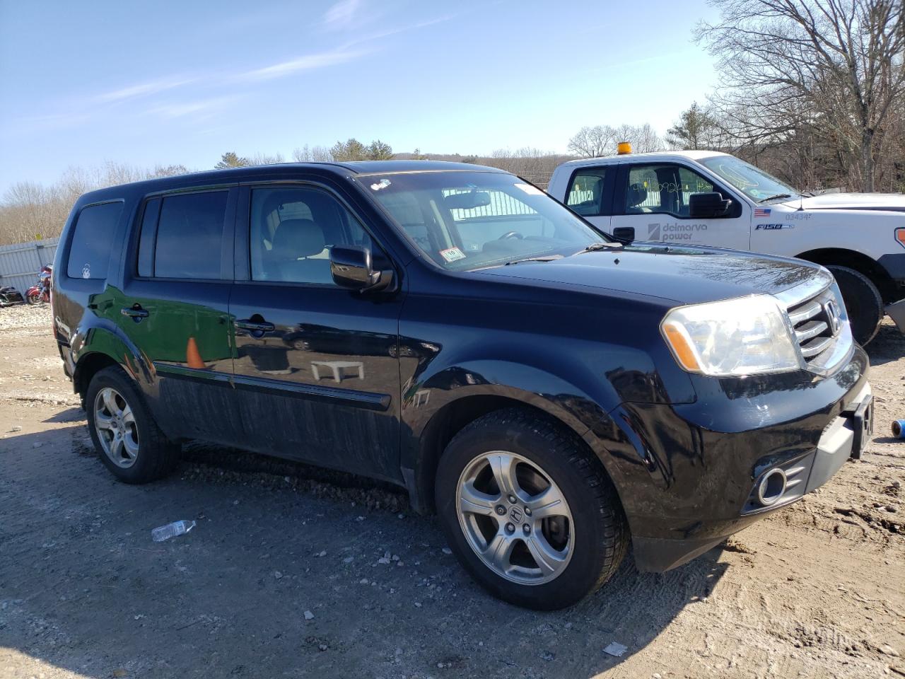 Photo 3 VIN: 5FNYF4H51CB054941 - HONDA PILOT 