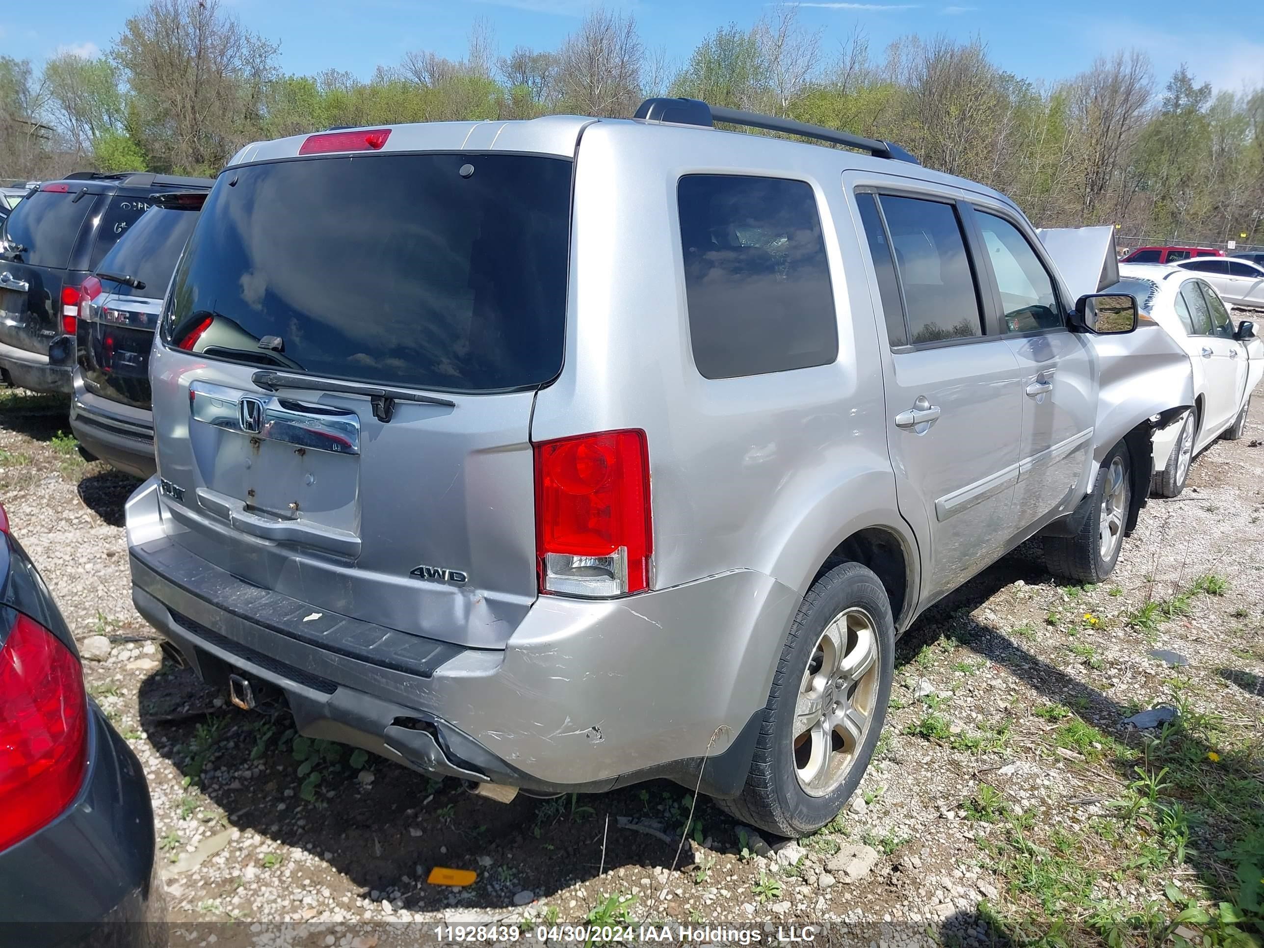 Photo 3 VIN: 5FNYF4H51CB502062 - HONDA PILOT 