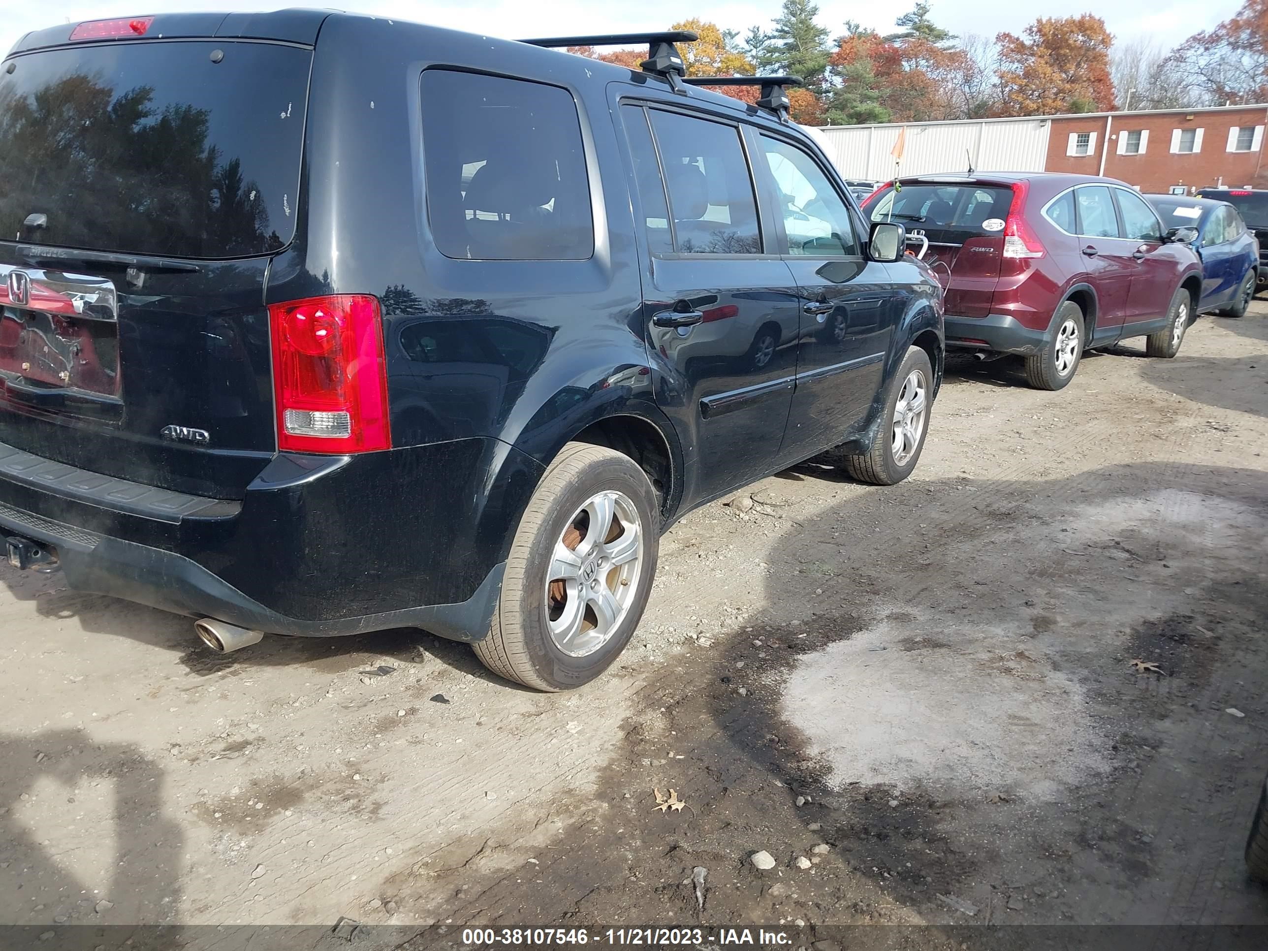 Photo 3 VIN: 5FNYF4H51DB048767 - HONDA PILOT 